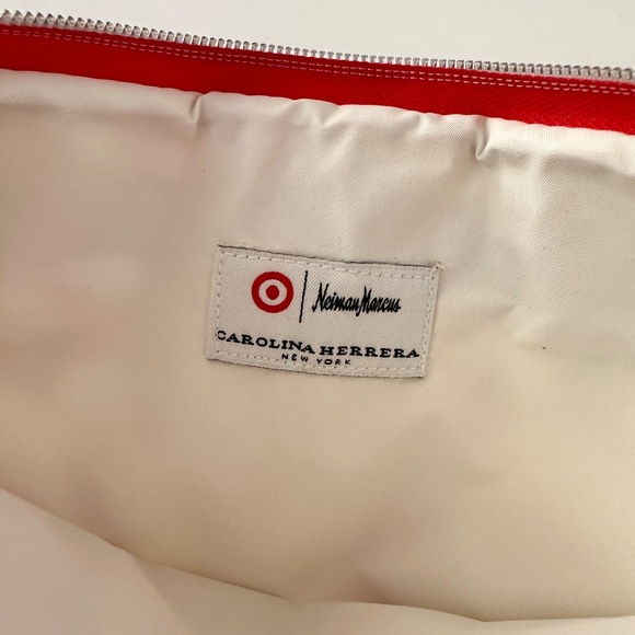 CAROLINA HERRERA New York for Neiman Marcus  11 in W x 8 in H x .25 in D NWT - Picture 3 of 6